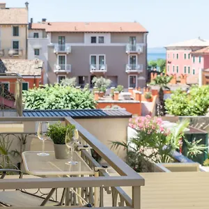 Palazzo Betteloni , Bardolino Italia